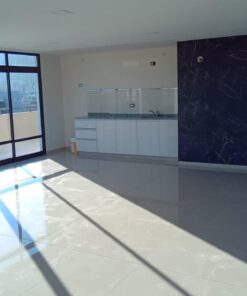 VENTA / DEPARTAMENTO CENTRICO A ESTRENAR - A DOS CUADRAS DE LA PEATONAL