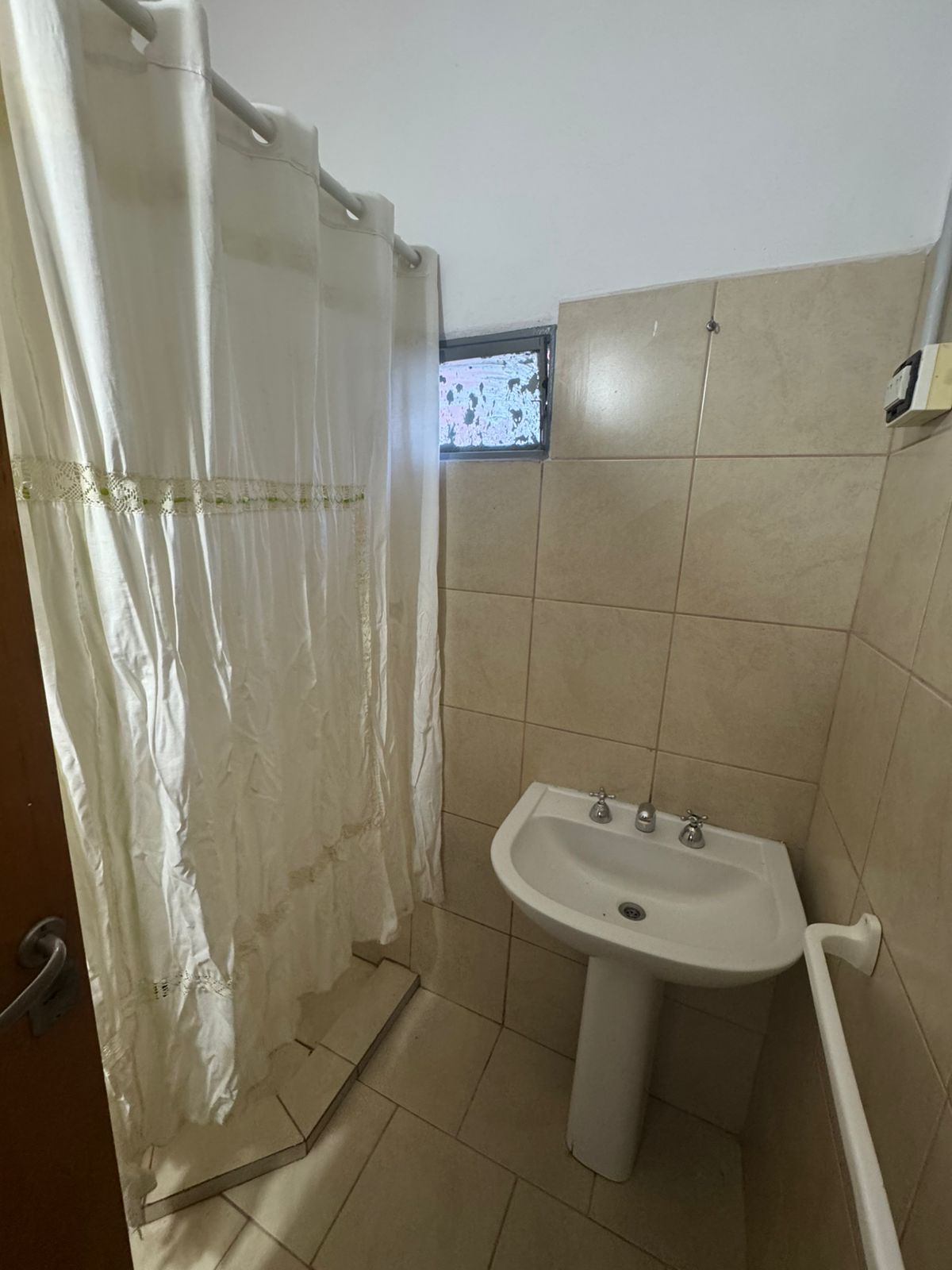 WhatsApp Image 2025-03-06 at 10.15.22 (1)