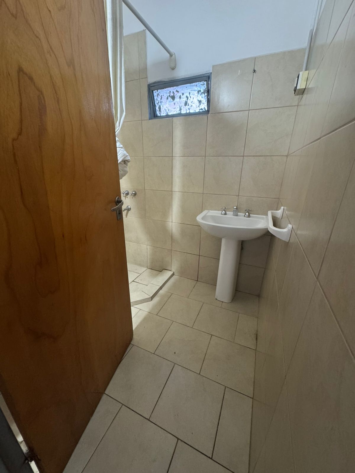 WhatsApp Image 2025-03-06 at 10.15.23