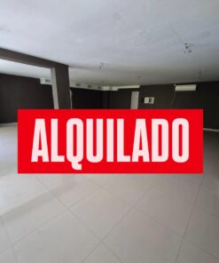 ALQUILER / LOCAL COMERCIAL EN PLENO CENTRO DE CARLOS PAZ - ALQUILADO