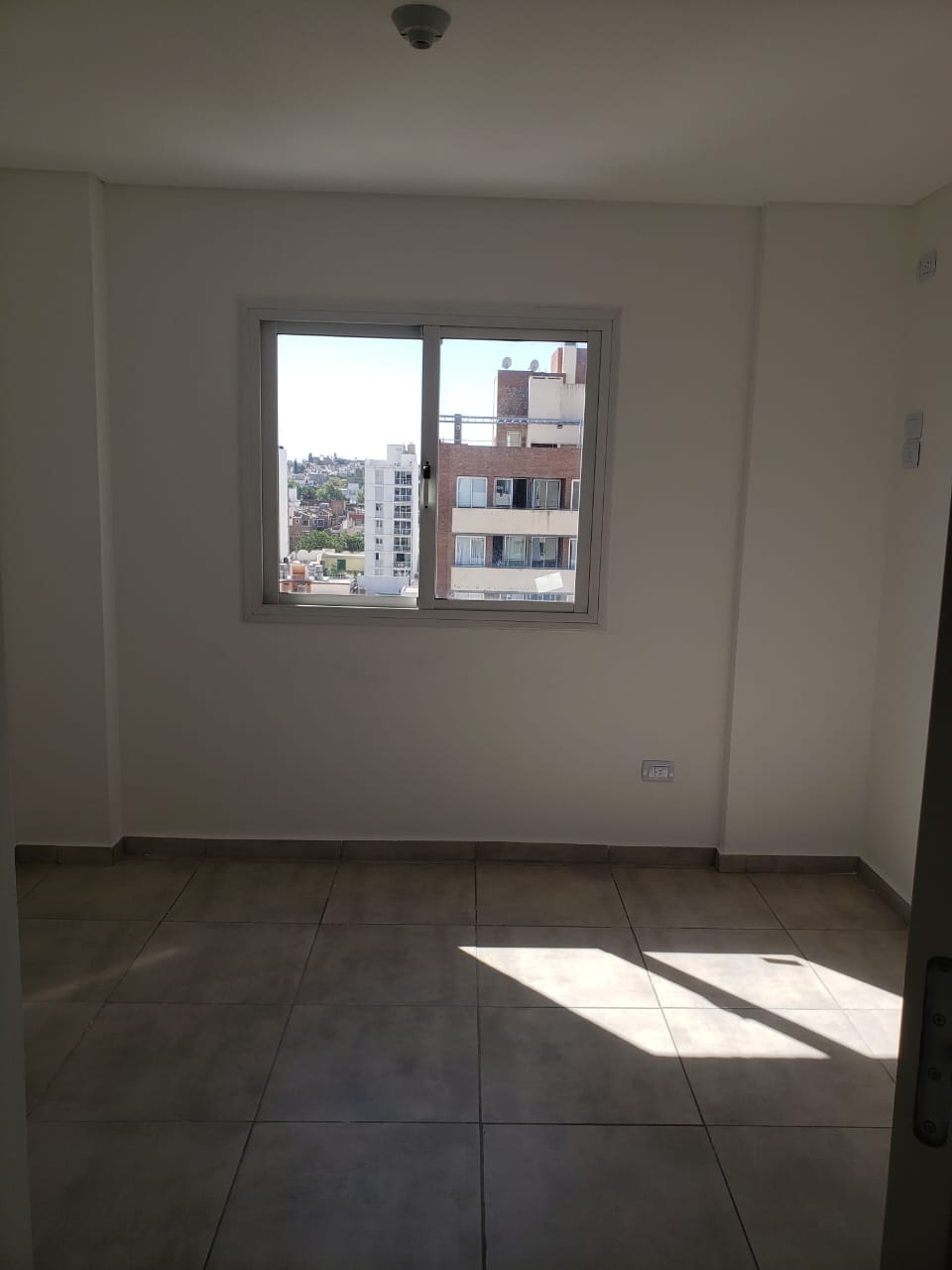 WhatsApp Image 2025-09-29 at 10.05.23