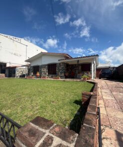 ALQUILER ANUAL – CASA IDEAL USO COMERCIAL – AV. CÁRCANO 500