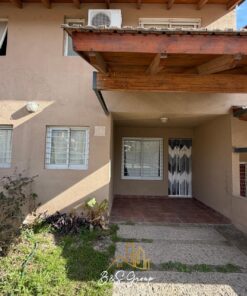 ALQUILER ANUAL – DUPLEX- 2 DORM.  CON COCHERA