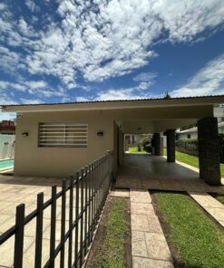 ALQUILER TEMPORARIO CASA FRENTE AL RÍO DE PLAYAS DE ORO – VILLA CARLOS PAZ  