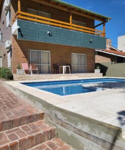 ALQUILER TEMPORARIO DEPARTAMENTO EN COMPLEJO FRENTE A LA COSTANERA DEL LAGO – VILLA CARLOS PAZ